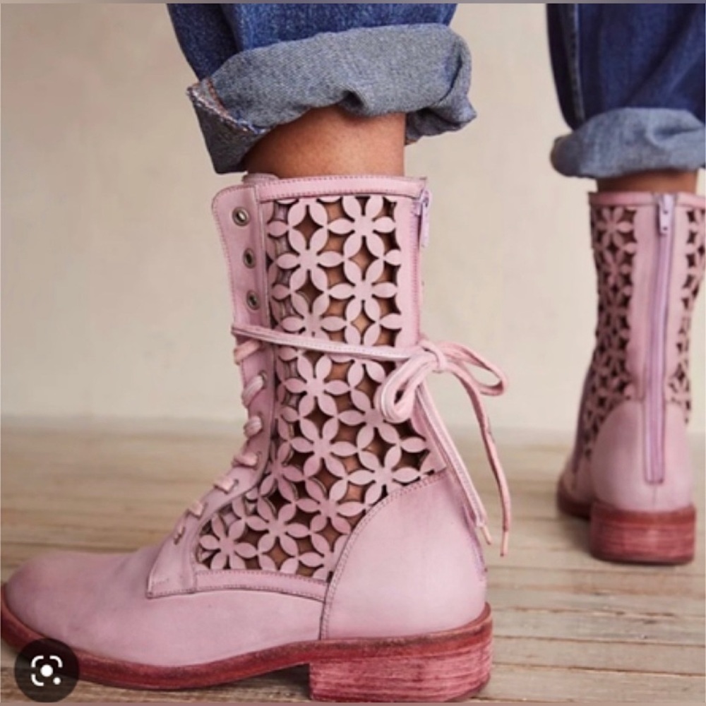 Free People Flower Power Lace-up Festival Ankle Boots Pink Combat Sz 36 US 6 - Picture 13 of 16